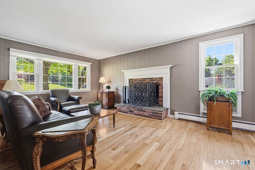 152 Holmes Road Ridgefield, CT 06877 - Photo 16 of 39