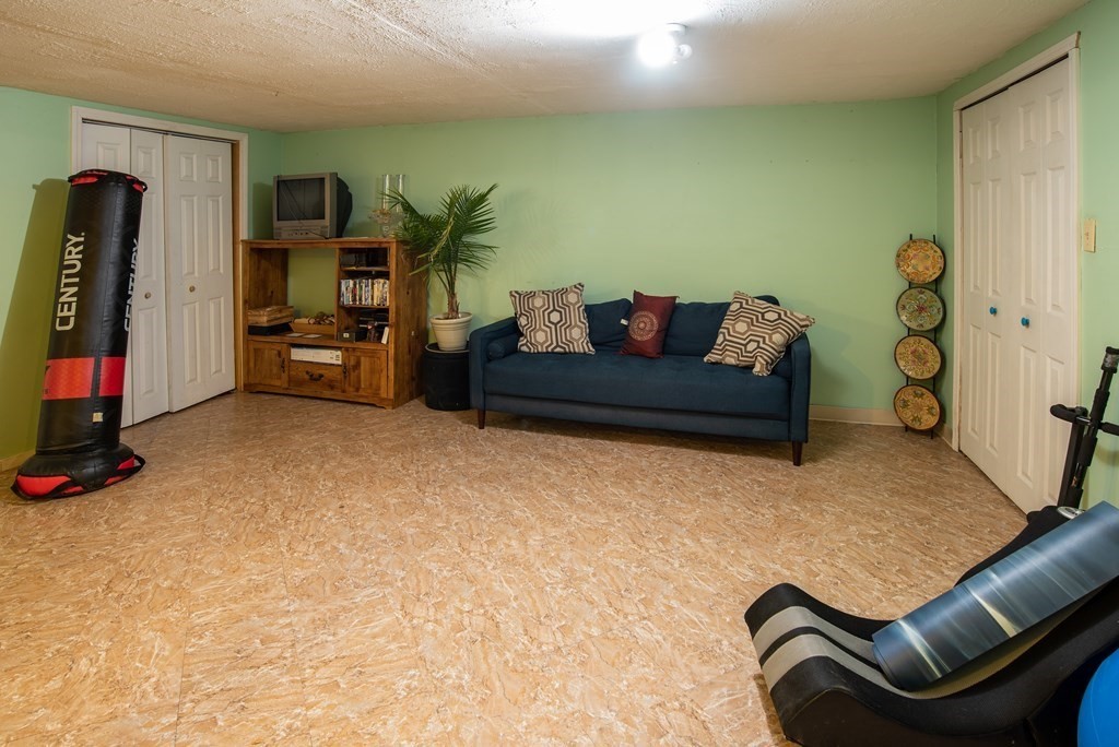 11 Melody Road Peabody, MA 01960 - Photo 20 of 32 Gallery Image 20