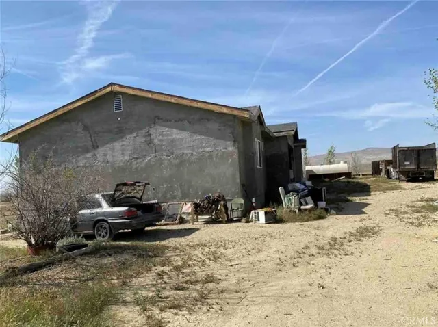 $274,900 | 14555 Bellflower Road, Santa Margarita, CA 93453