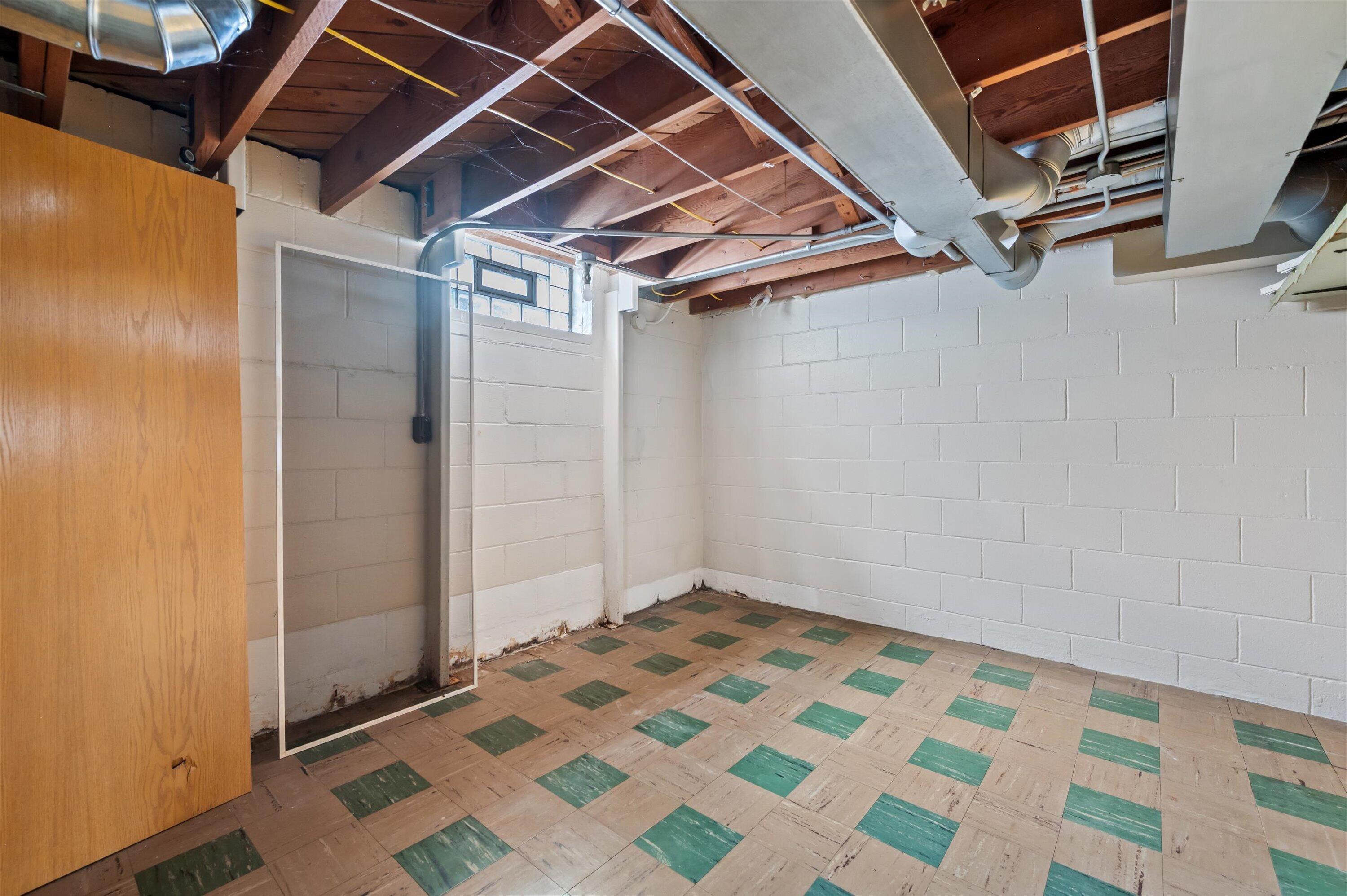 3366 South 35th Street Milwaukee, WI 53215 - Photo 26 of 31 26-DSC6447
