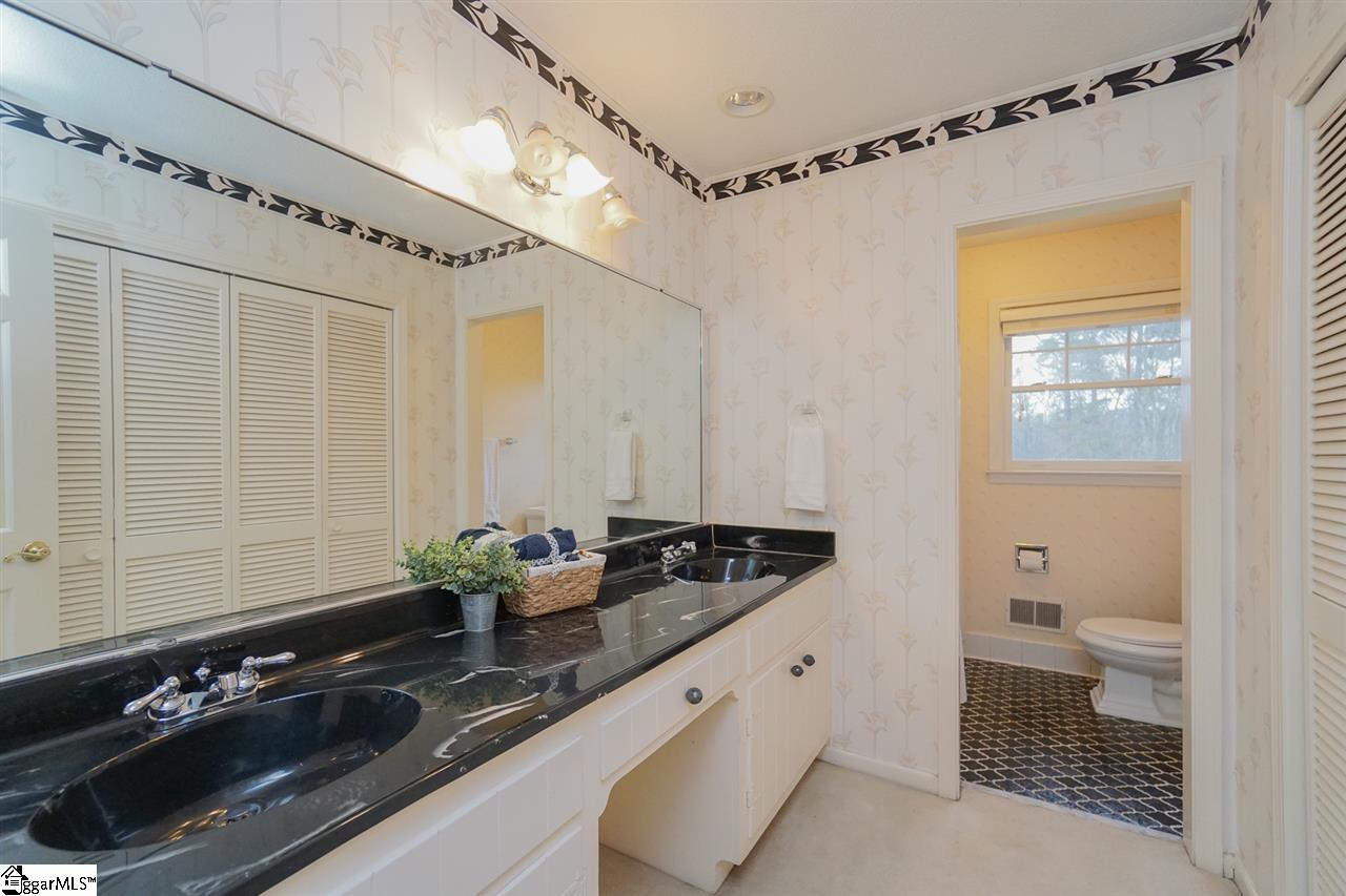 1212 Cely Road Easley, SC 29642 - Photo 23 of 32 Gallery Image 23