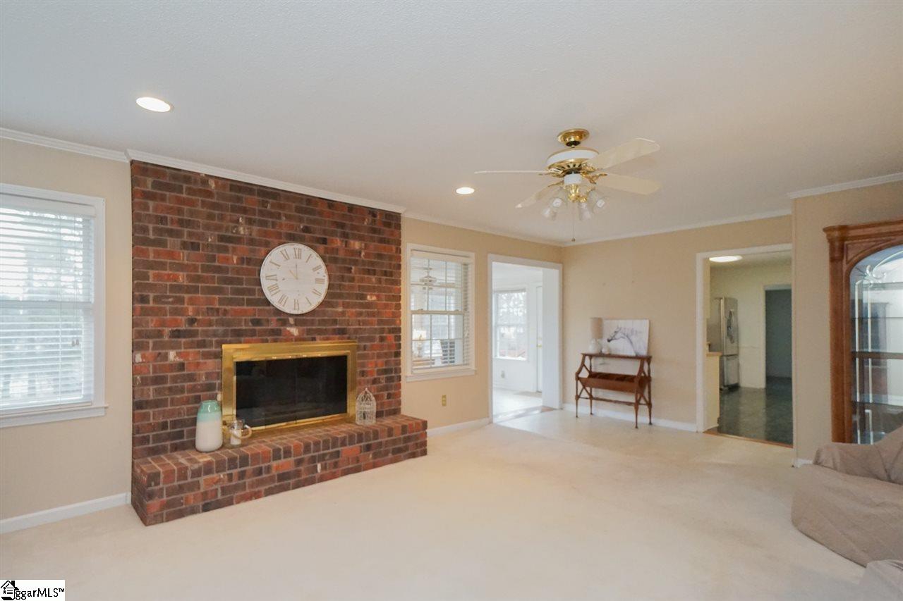1212 Cely Road Easley, SC 29642 - Photo 5 of 32 Gallery Image 5