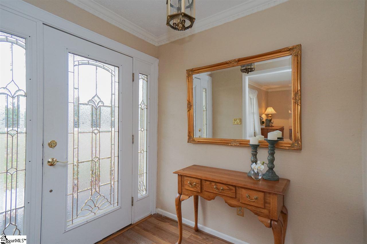 1212 Cely Road Easley, SC 29642 - Photo 8 of 32 Gallery Image 8