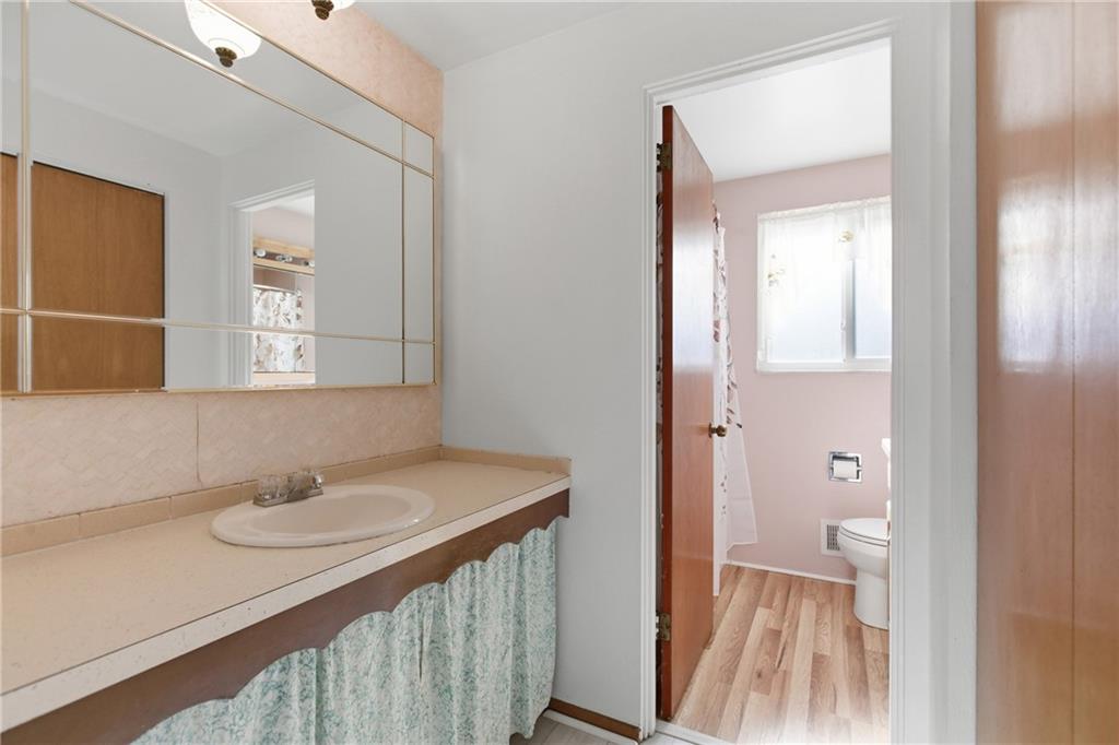 1045 Fiddleback Drive McKees Rocks, PA 15136 - Photo 18 of 39 Gallery Image 18