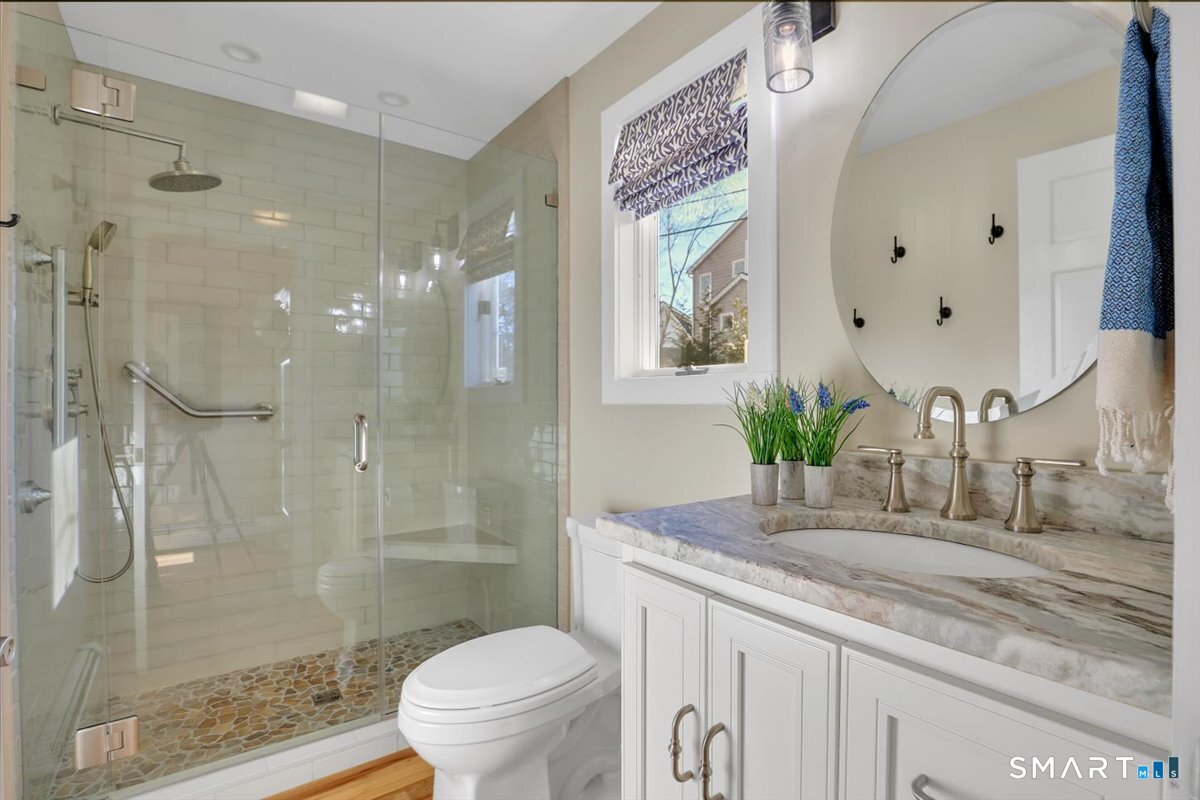 7 Point Comfort Road Waterford, CT 06385 - Photo 17 of 40 updated 2017 1st floor