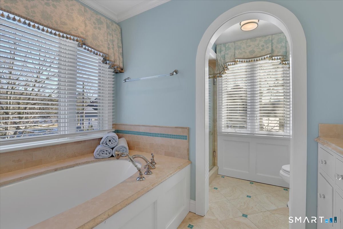 7 Point Comfort Road Waterford, CT 06385 - Photo 21 of 40 Updated 2014, jetted tub, walk-in shower