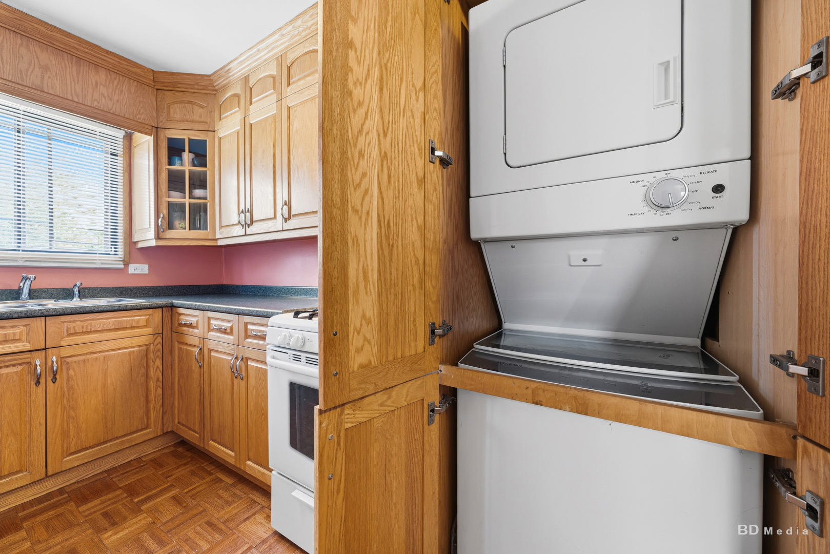 9814 Sayre Avenue, Unit 204 Chicago Ridge, IL 60415 - Photo 10 of 16 Gallery Image 10