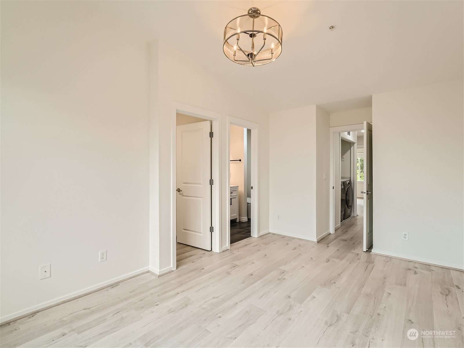101 Sky Ridge Road Northwest, Unit 502 Issaquah, WA 98027 - Photo 23 of 31