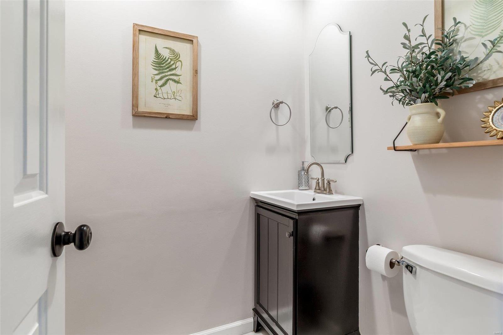 954 Chartrand Drive Ballwin, MO 63011 - Photo 16 of 44