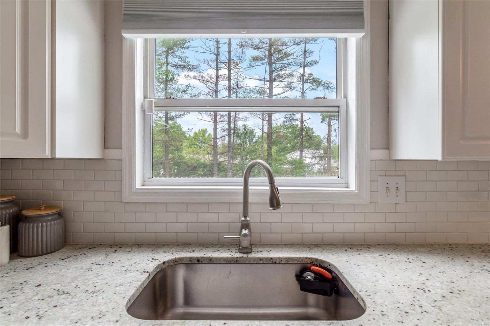 954 Chartrand Drive Ballwin, MO 63011 - Photo 22 of 44