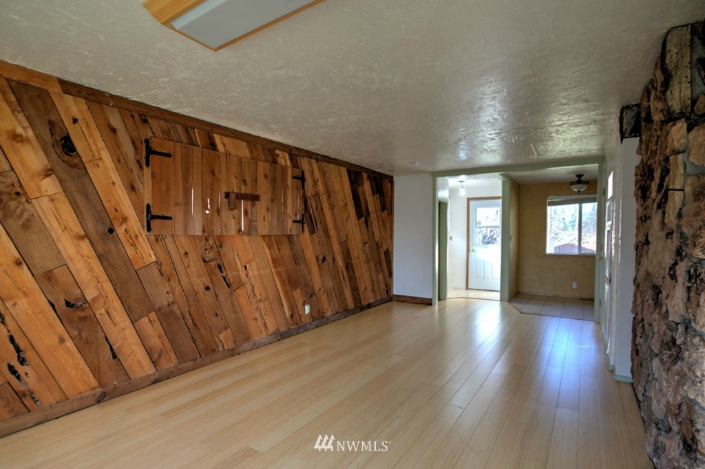 10644 Southeast 199th Street Renton, WA 98055 - Photo 11 of 19 Gallery Image 11