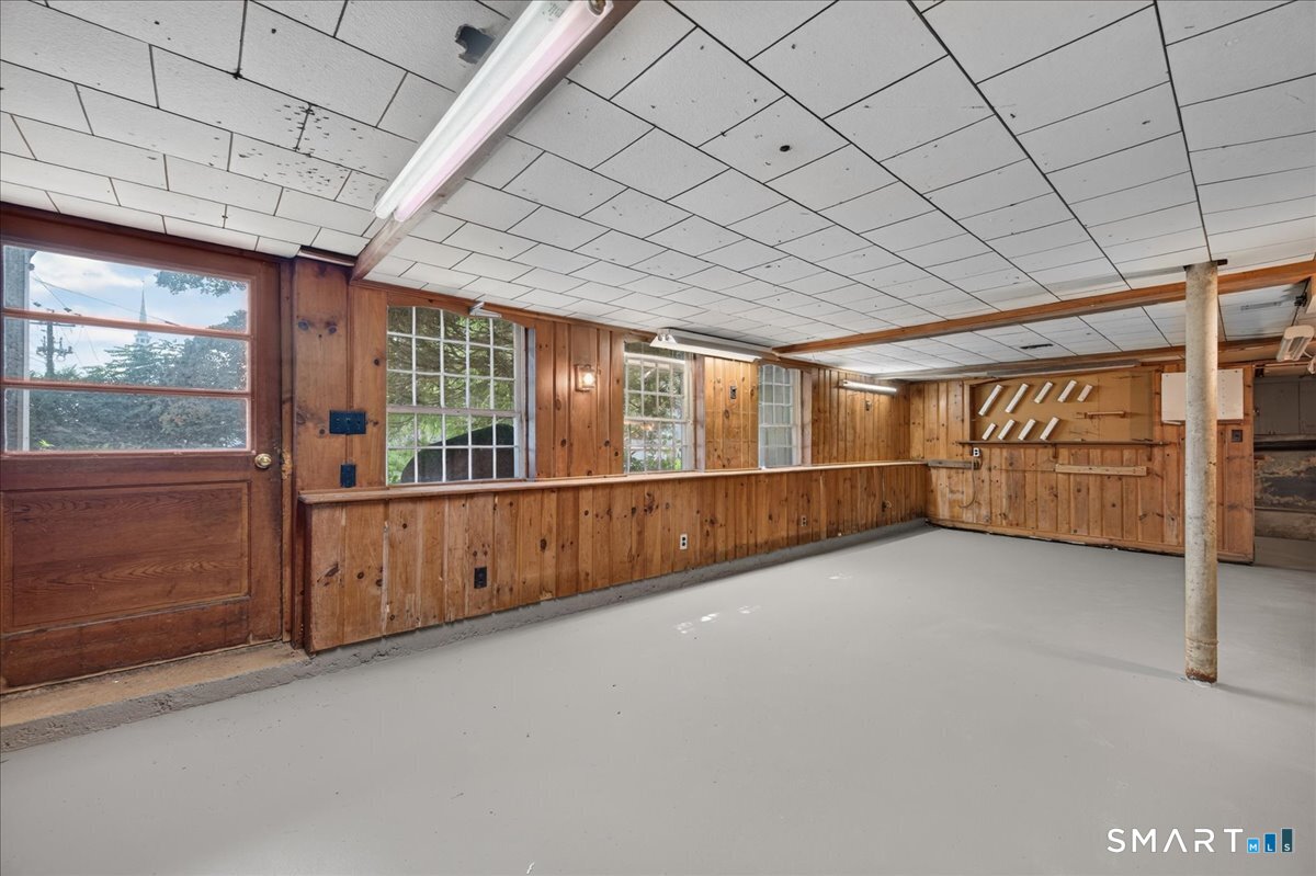 147 High Street Groton, CT 06355 - Photo 36 of 40 Gallery Image 36