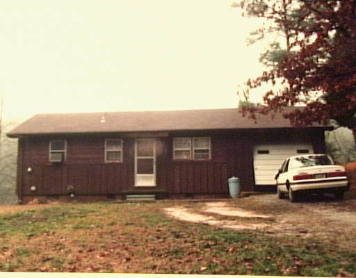 2003 Dallas Lake Road Soddy Daisy, TN 37379 - Photo 1 of 1 Primary Photo