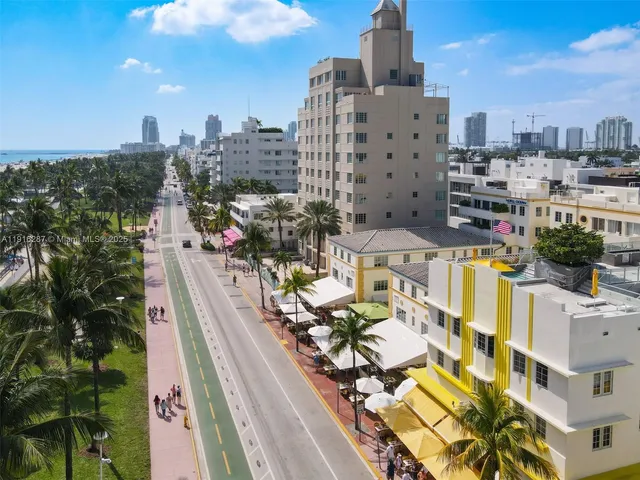 a picture of city view