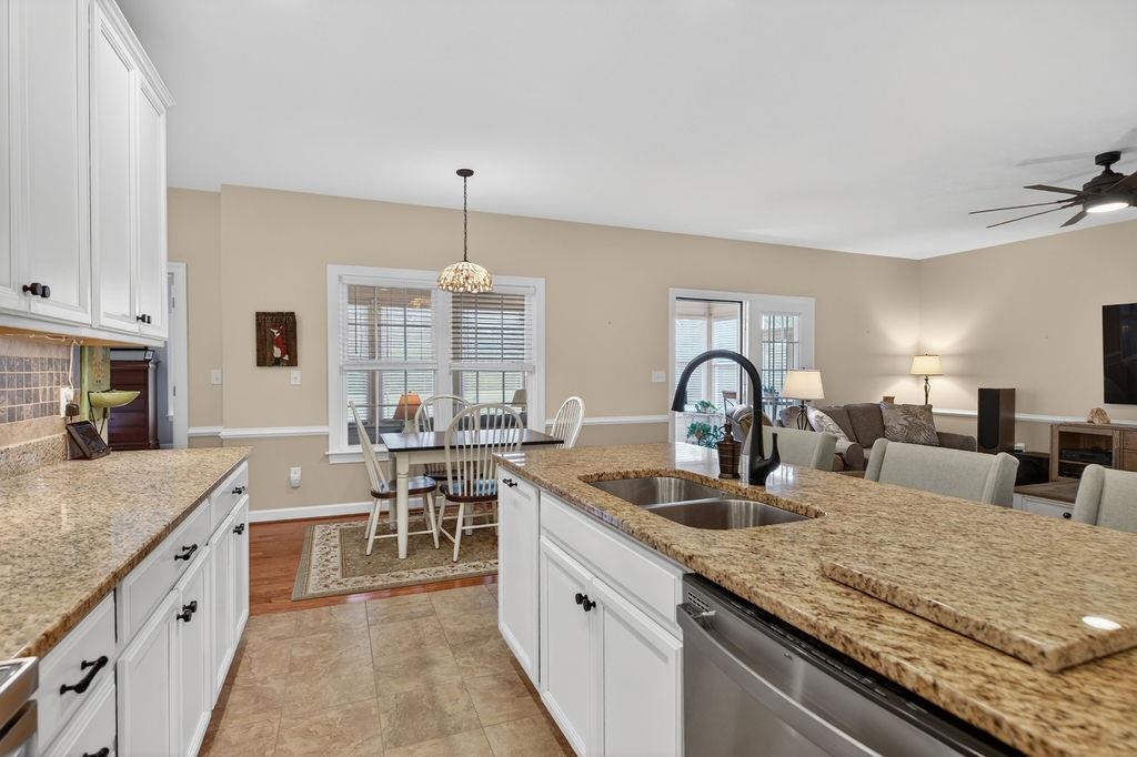29 Kennedy Ridge Court Stuarts Draft, VA 24477 - Photo 15 of 63
