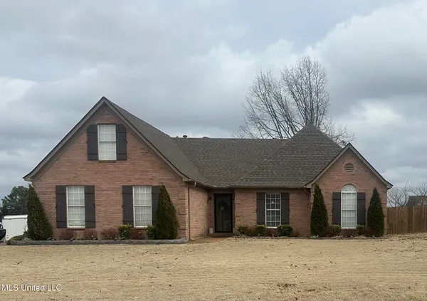 $305,000 | 136 North Parkway Street, Hernando, MS 38632