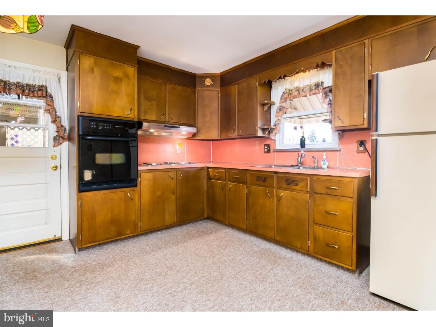 3036 Elm Road Reading, PA 19605 - Photo 3 of 23 Gallery Image 3