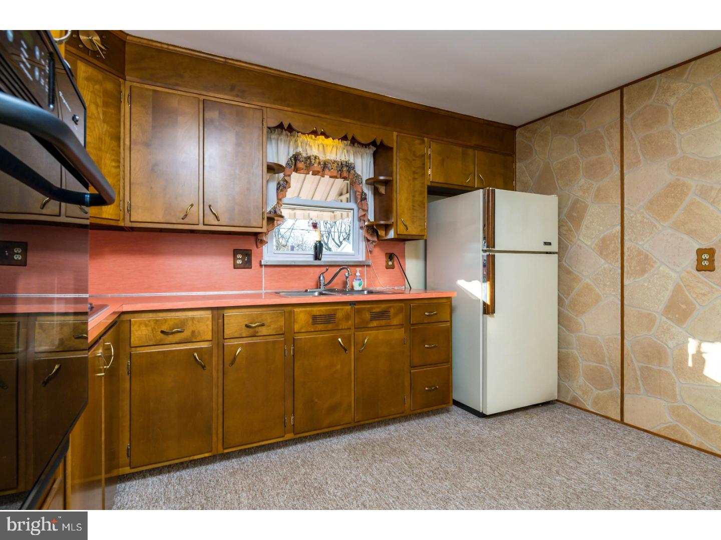 3036 Elm Road Reading, PA 19605 - Photo 7 of 23 Gallery Image 7