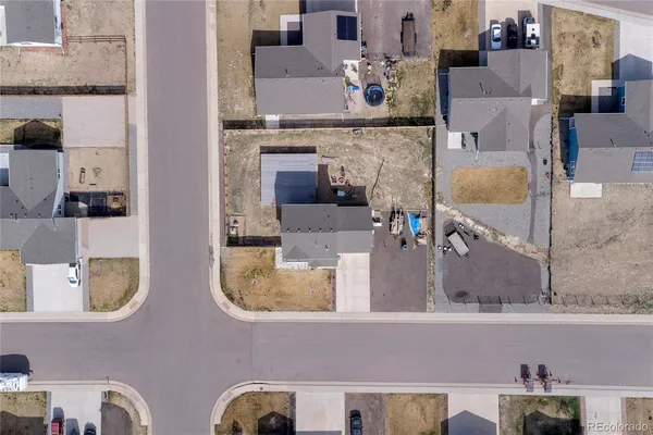 $400,000 | 442 2nd Avenue, Deer Trail, CO 80105