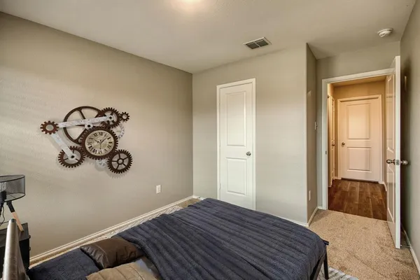 $269,999 | 1007 Lady Bird Street, Ennis, TX 75119