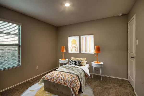 $269,999 | 1007 Lady Bird Street, Ennis, TX 75119