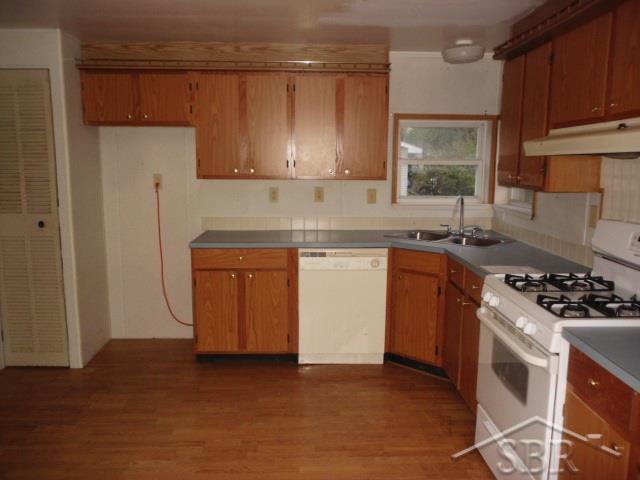 4390 Jean Road Bay City, MI 48706 - Photo 12 of 21 31267695-11.JPG