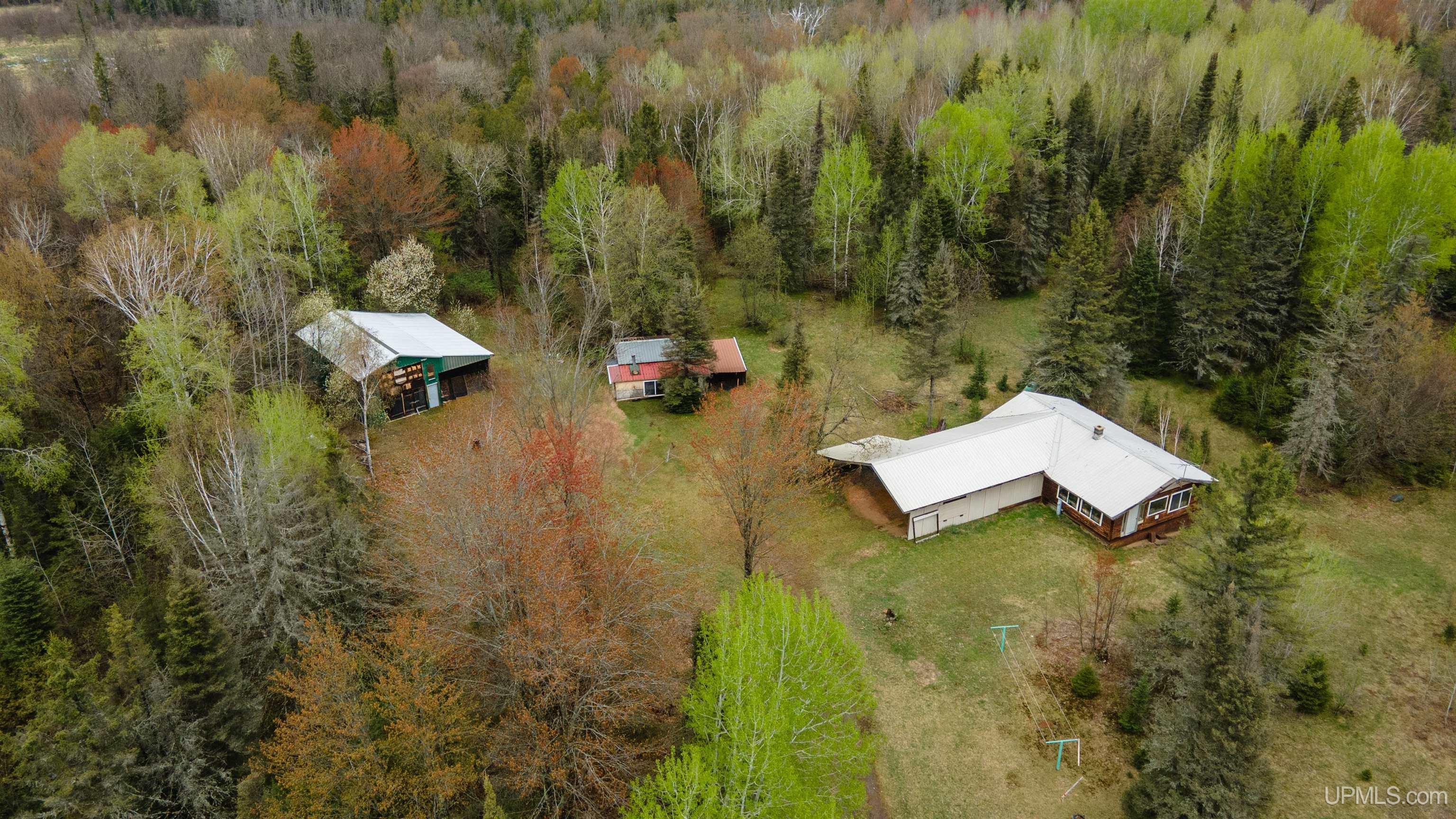 162 Section 6 Road Crystal Falls, MI 49920 - Photo 33 of 37