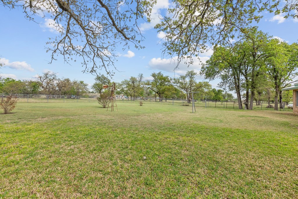 4402 Cherry Mountain Loop Fredericksburg, TX 78624 - Photo 26 of 28