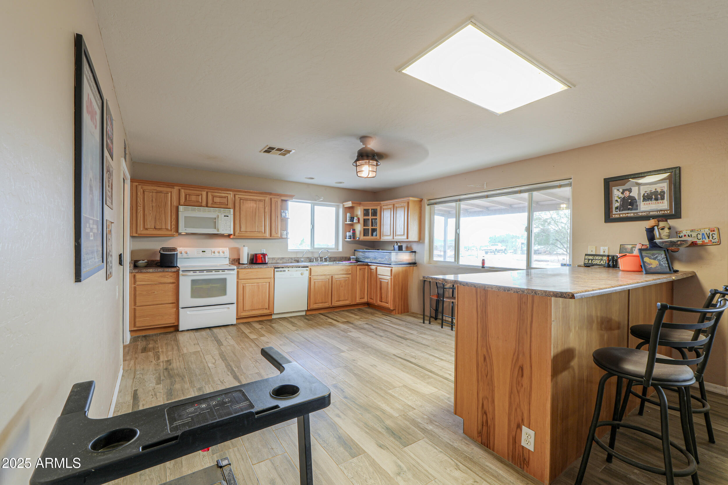 11865 North Allegro Road Maricopa, AZ 85139 - Photo 9 of 46 09