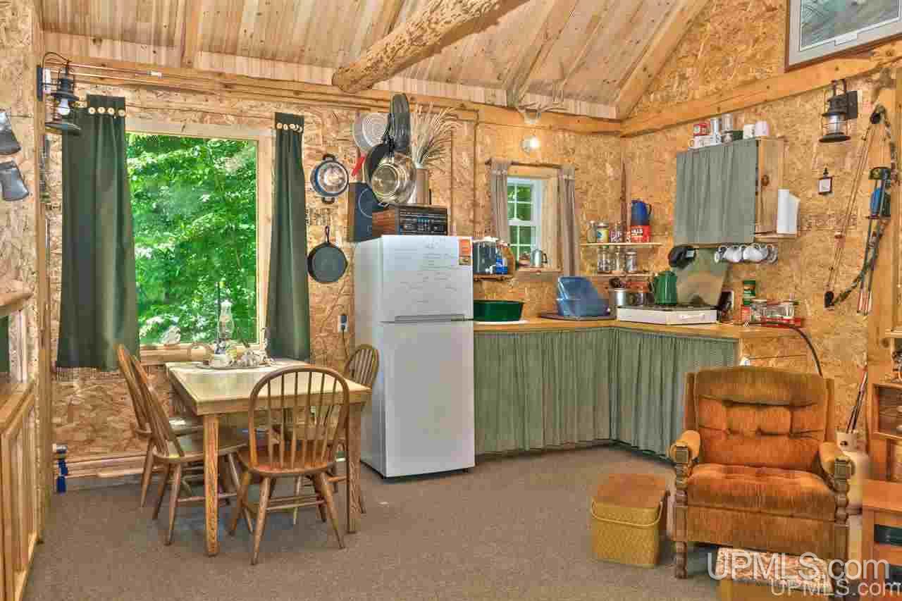 11084 Ridge Road Manistique, MI 49854 - Photo 5 of 22