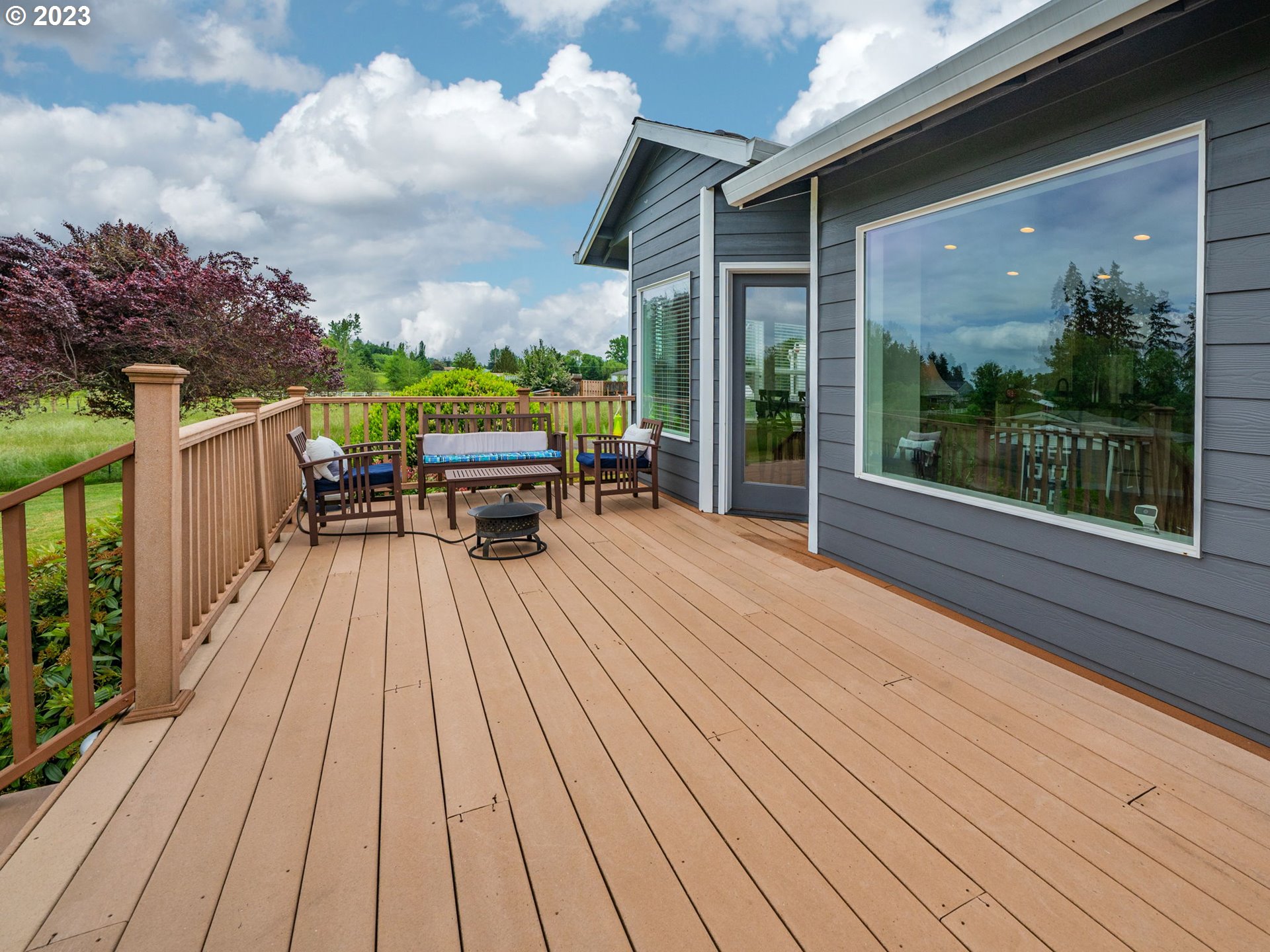 56470 Hazen Road Warren, OR 97053 - Photo 27 of 39 a balcony with seating space