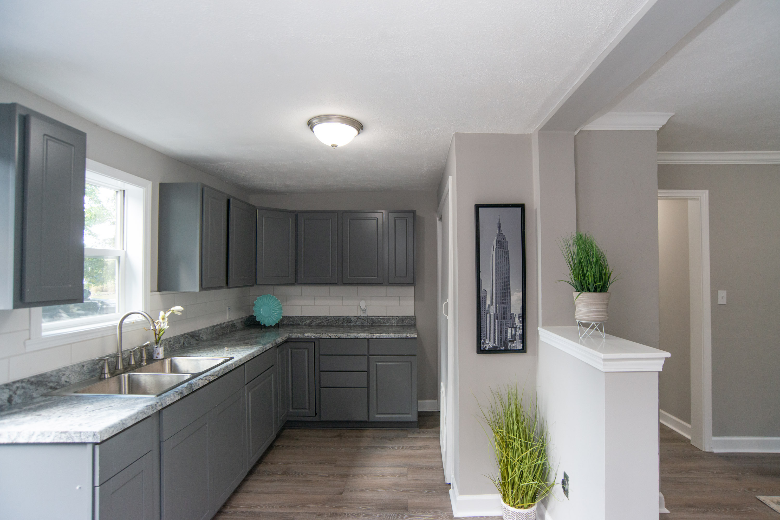 309 West Stop 11 Road Indianapolis, IN 46217 - Photo 12 of 42 Gallery Image 12