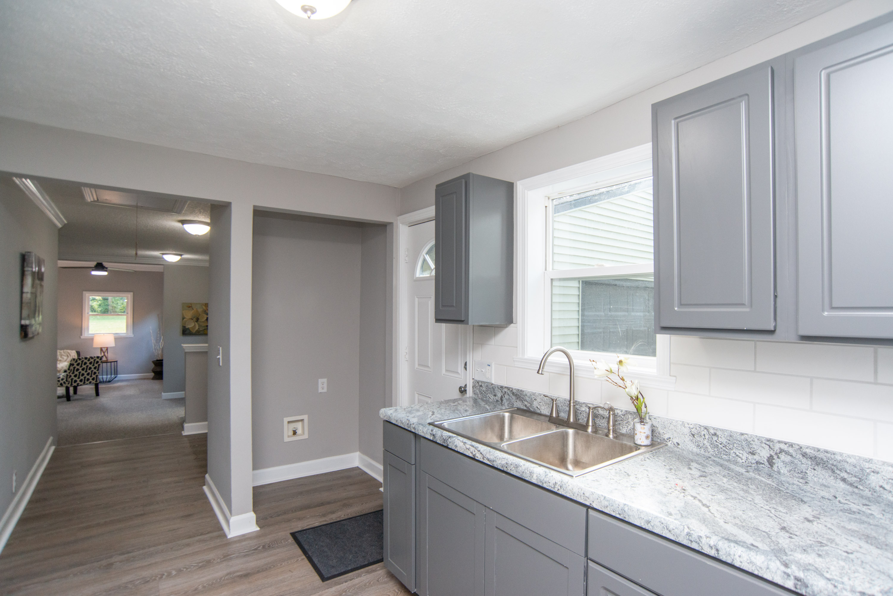 309 West Stop 11 Road Indianapolis, IN 46217 - Photo 14 of 42 Gallery Image 14
