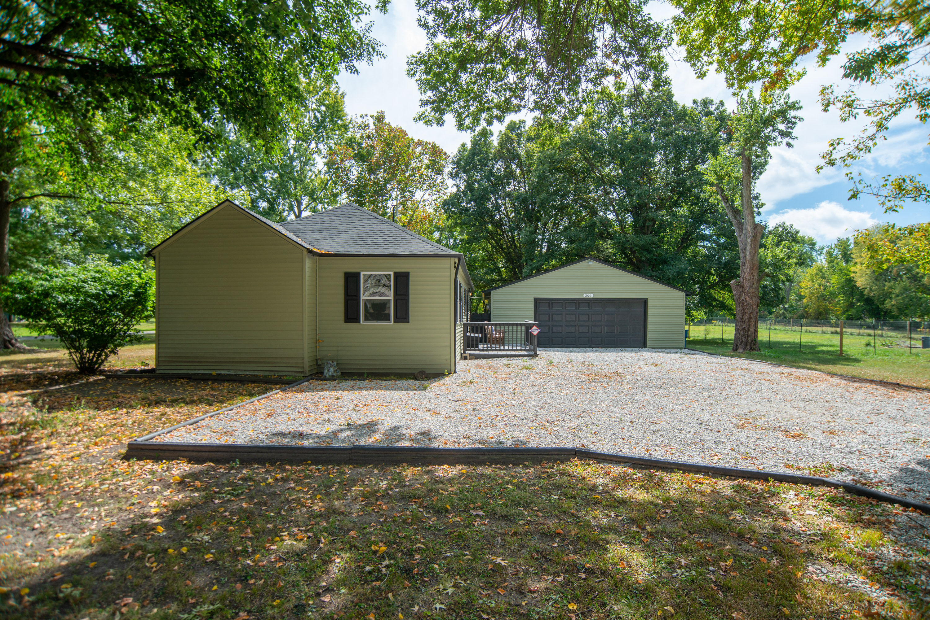 309 West Stop 11 Road Indianapolis, IN 46217 - Photo 2 of 42 Gallery Image 2