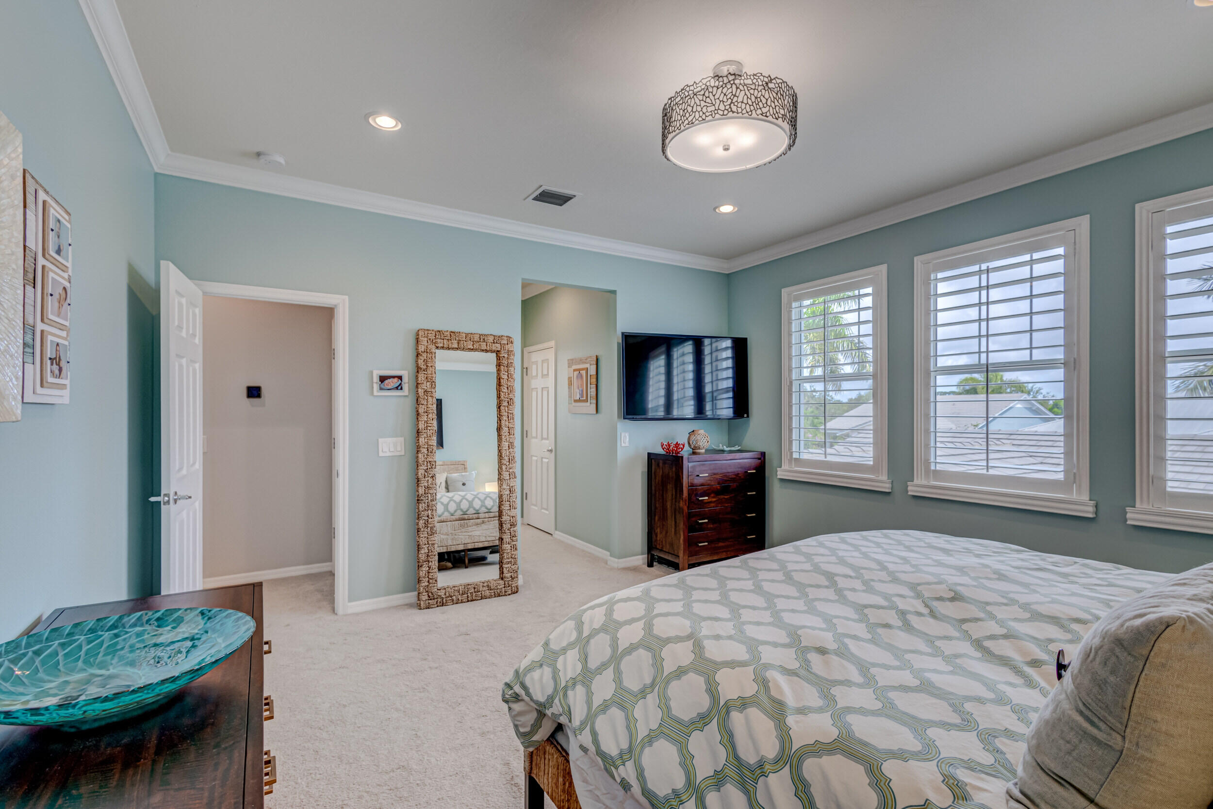 1369 Bourne Drive Jupiter, FL 33458 - Photo 20 of 46 Primary - 2