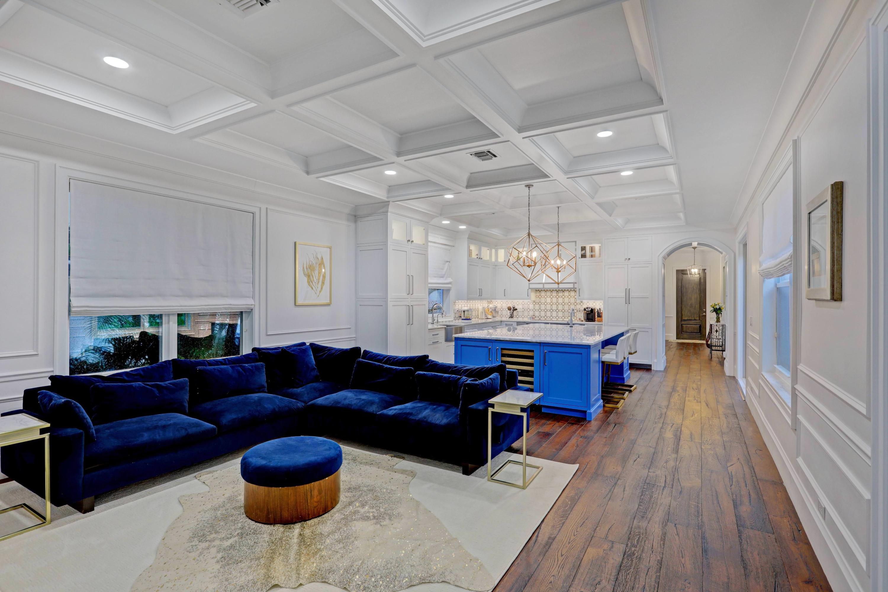 107 Barcelona Drive Jupiter, FL 33458 - Photo 11 of 73 Family Room