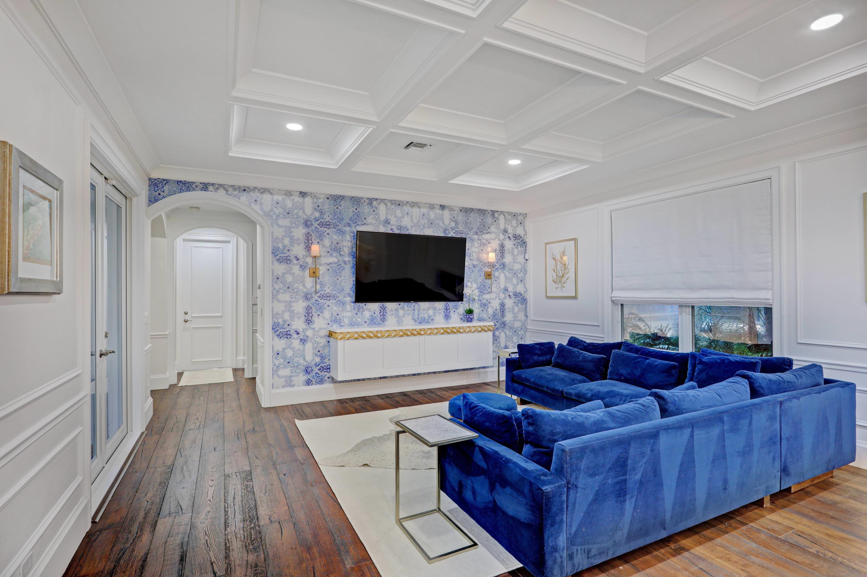 107 Barcelona Drive Jupiter, FL 33458 - Photo 20 of 73 Family Room