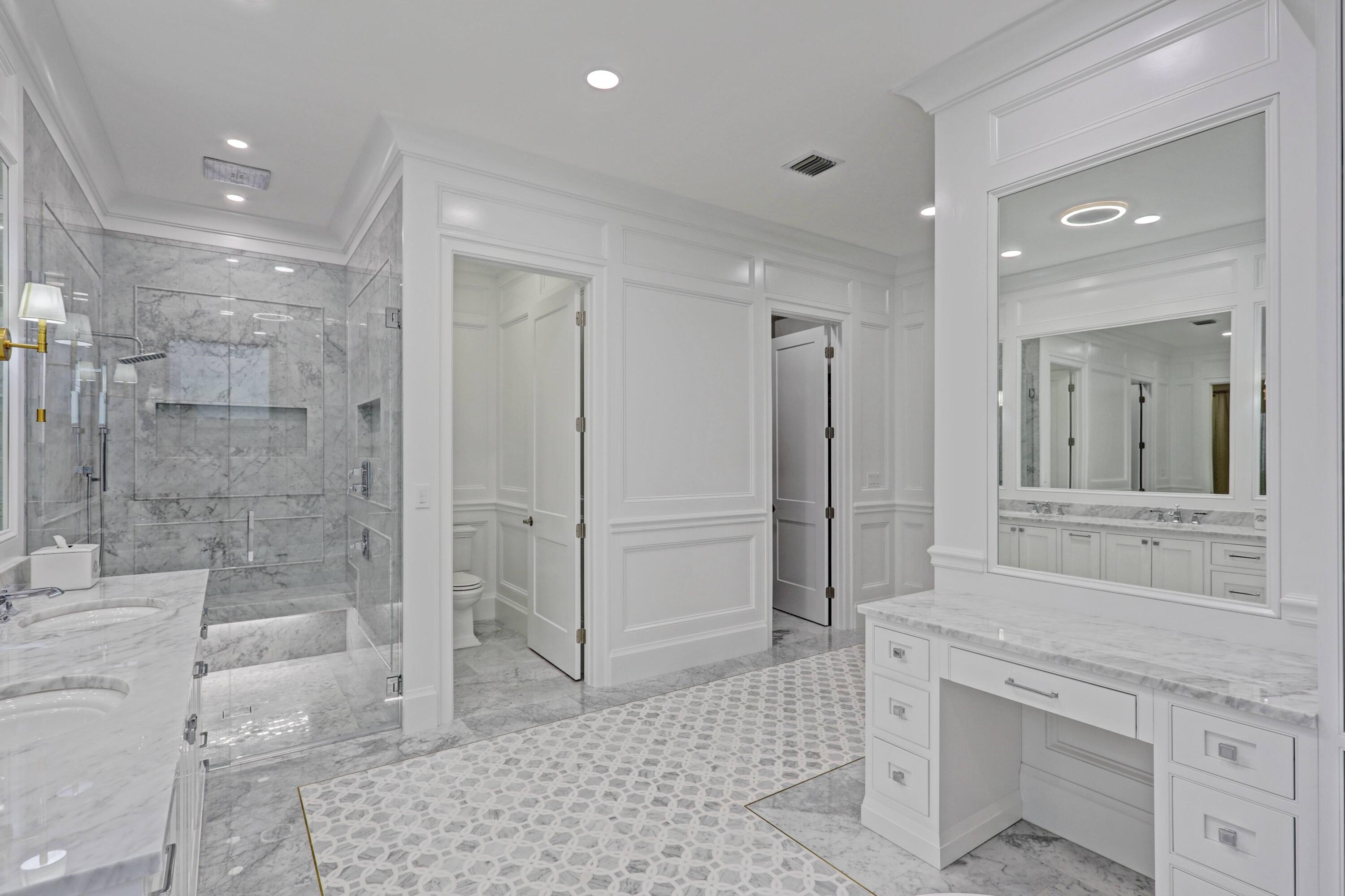 107 Barcelona Drive Jupiter, FL 33458 - Photo 27 of 73 Primary Bathroom