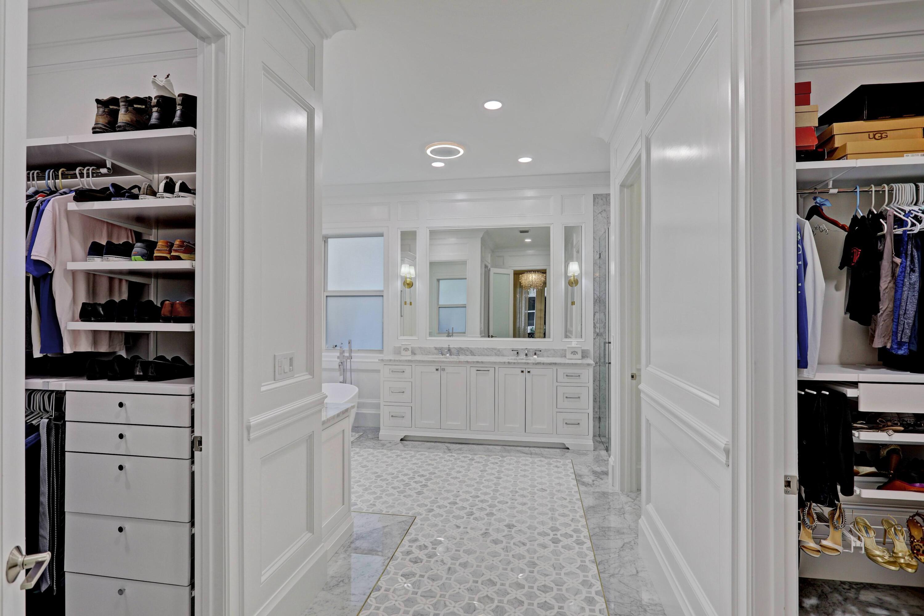 107 Barcelona Drive Jupiter, FL 33458 - Photo 30 of 73 Primary Bathroom/Closets