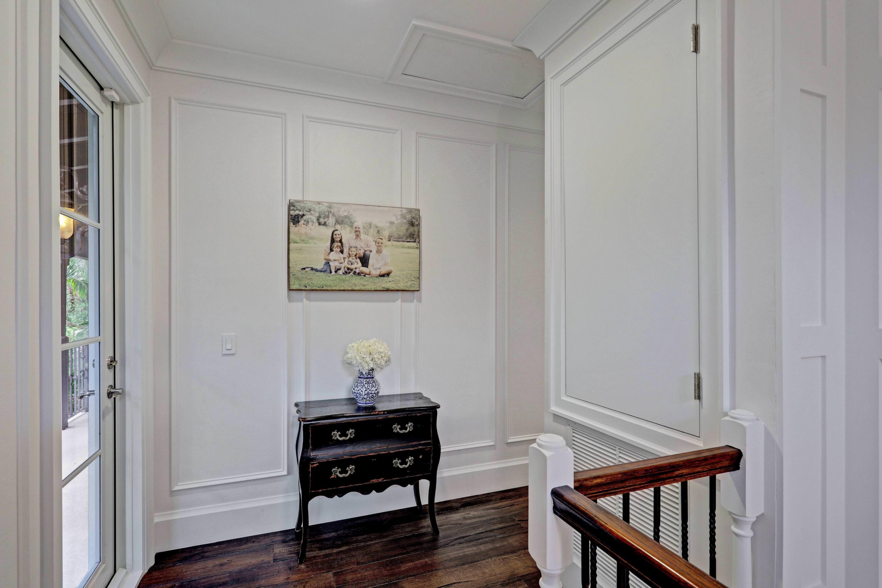 107 Barcelona Drive Jupiter, FL 33458 - Photo 39 of 73 Second Floor Hallway