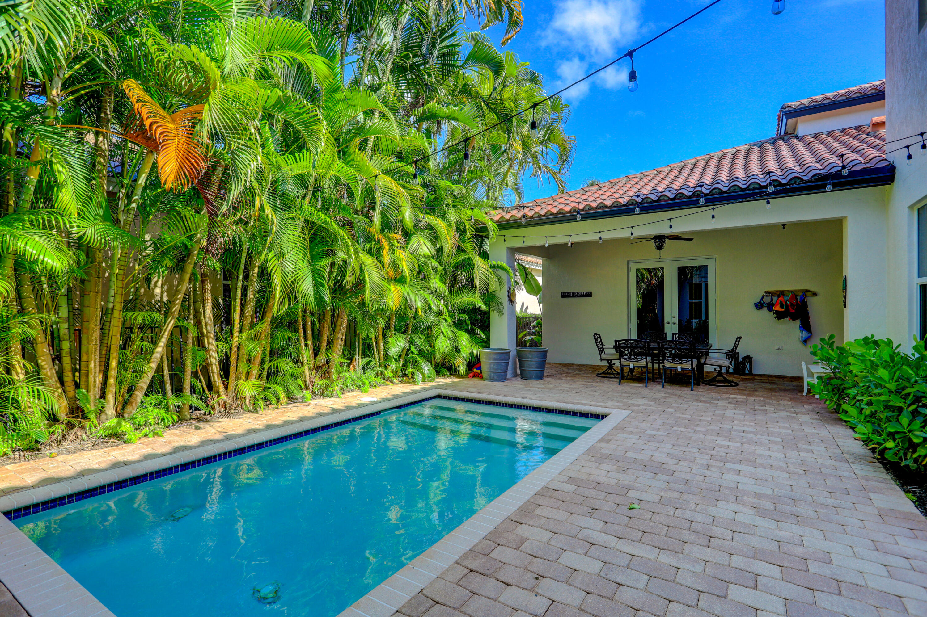 107 Barcelona Drive Jupiter, FL 33458 - Photo 58 of 73 Private Pool