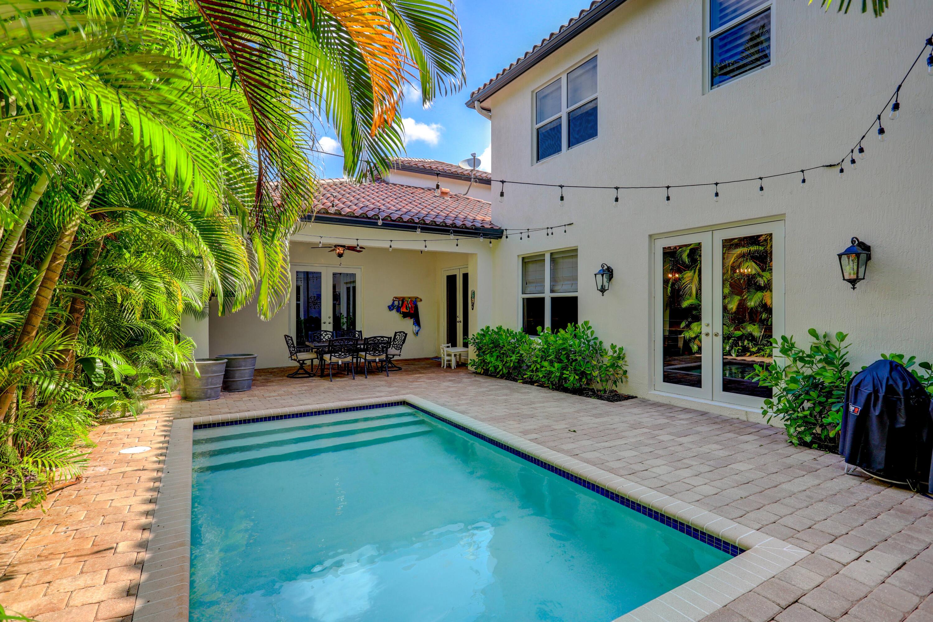 107 Barcelona Drive Jupiter, FL 33458 - Photo 59 of 73 Pool