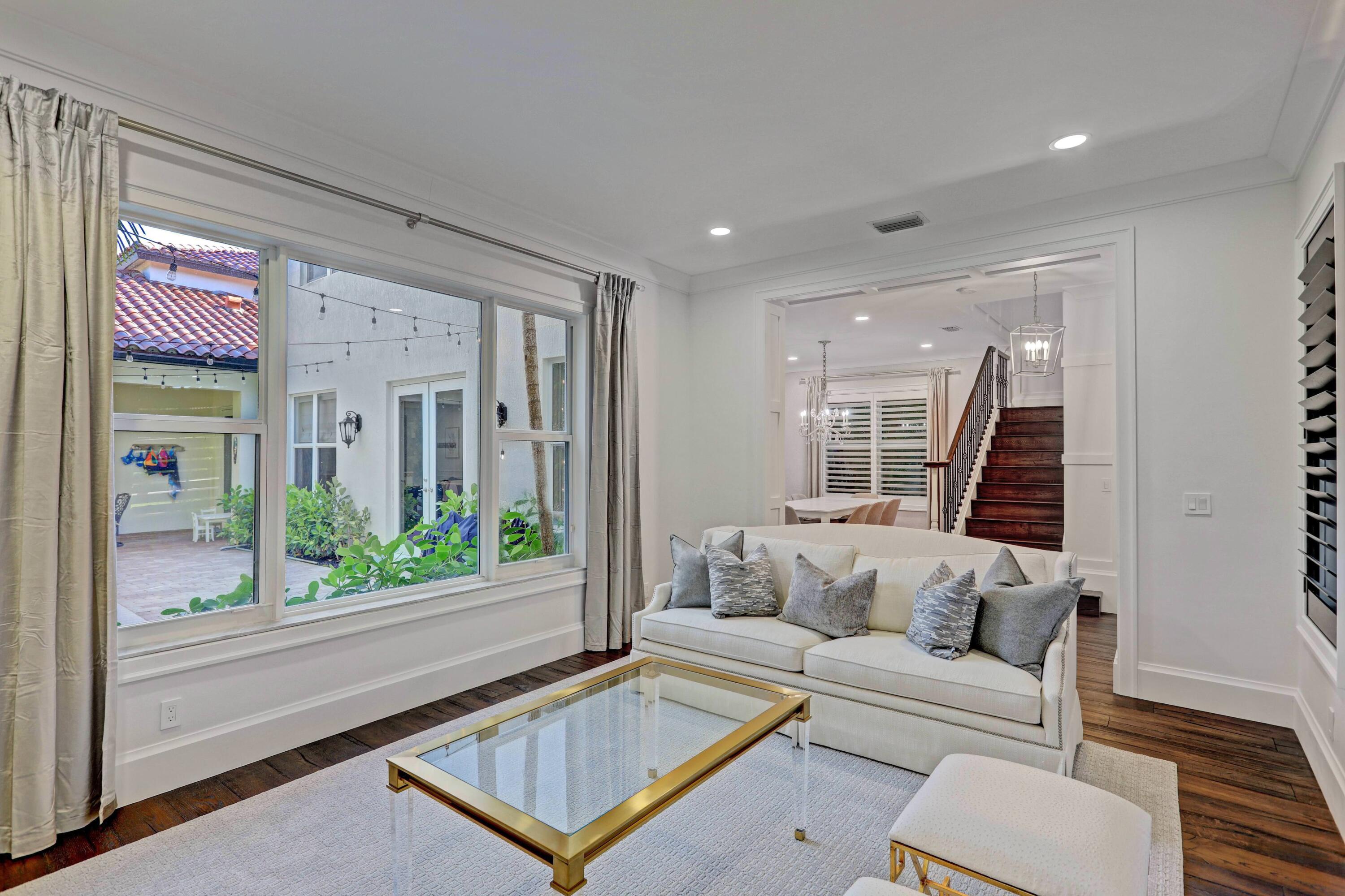 107 Barcelona Drive Jupiter, FL 33458 - Photo 6 of 73 Formal Living Room