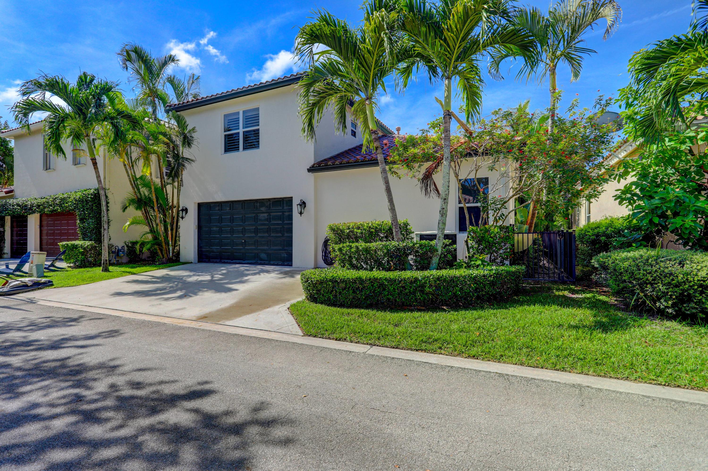 107 Barcelona Drive Jupiter, FL 33458 - Photo 62 of 73 Rear Exterior