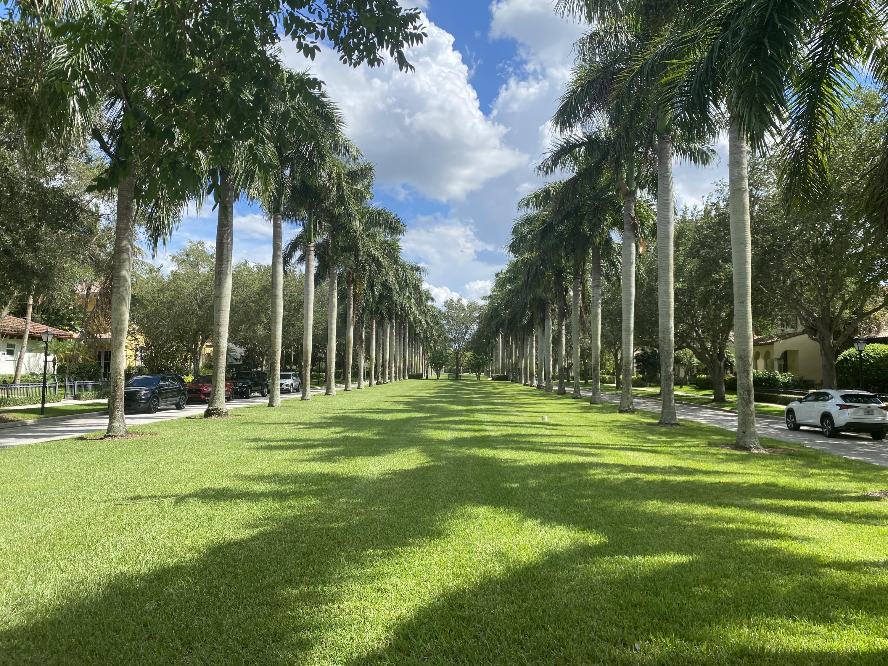 107 Barcelona Drive Jupiter, FL 33458 - Photo 73 of 73 Valencia green space