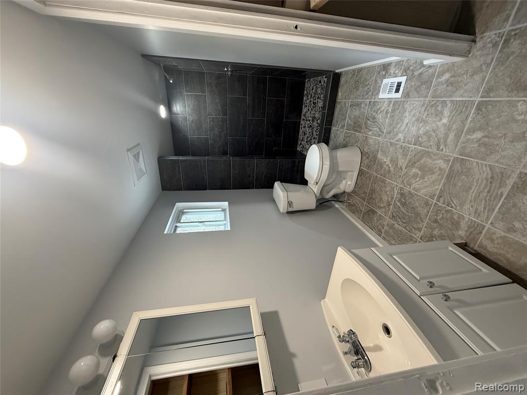 7149-7163 Burpee Road Grand Blanc, MI 48439 - Photo 39 of 72