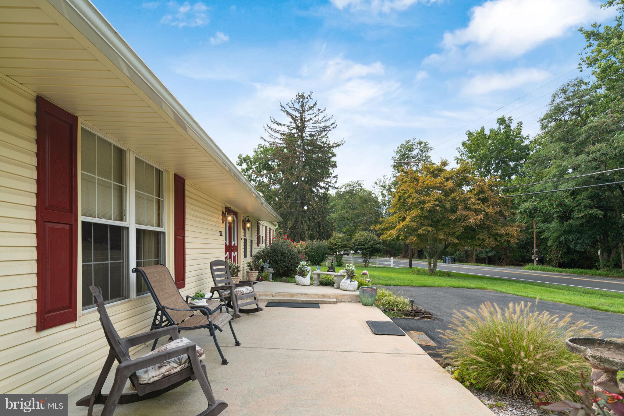 1018 Chews Landing Road Laurel Springs, NJ 08021 - Photo 3 of 29