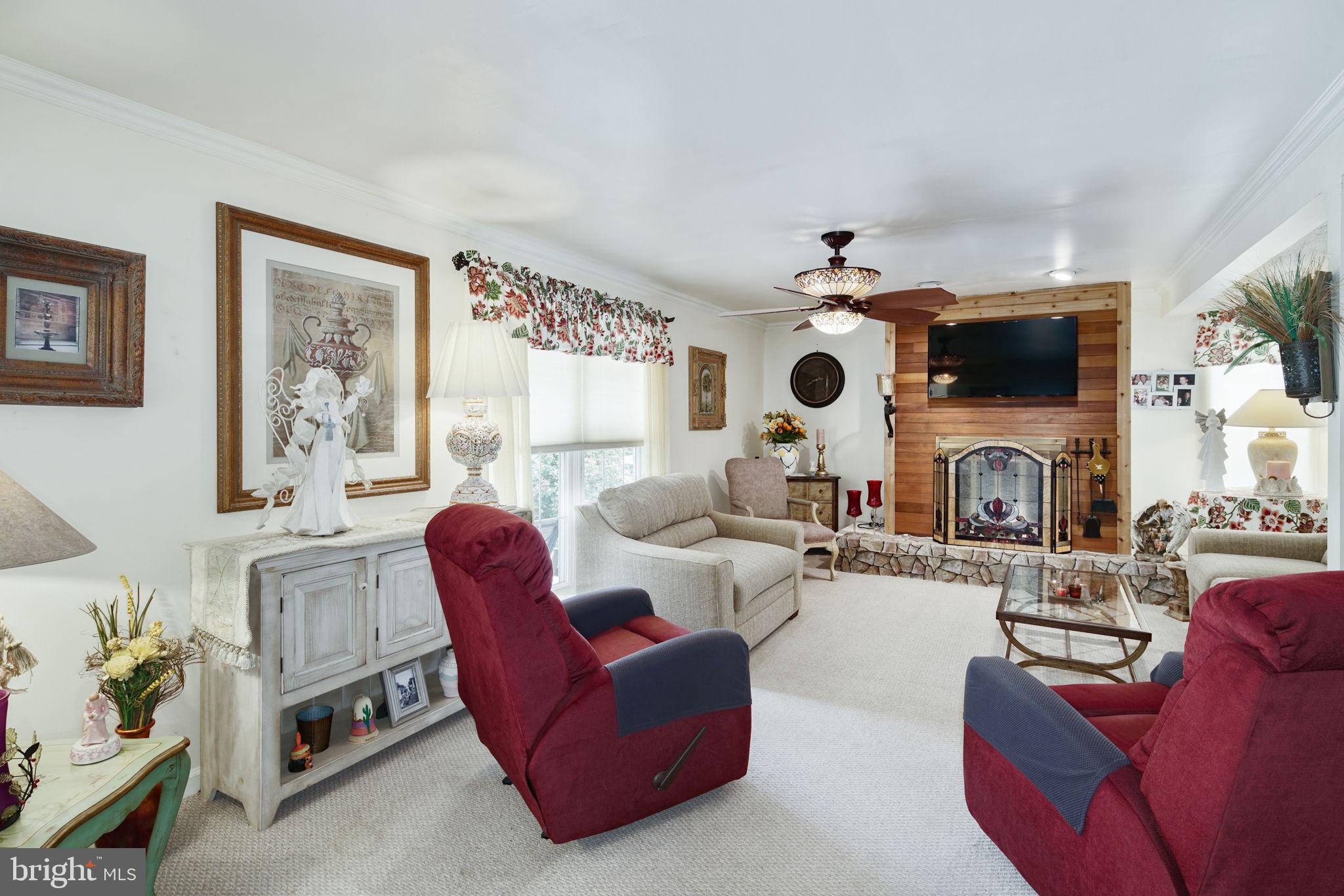 1018 Chews Landing Road Laurel Springs, NJ 08021 - Photo 4 of 29