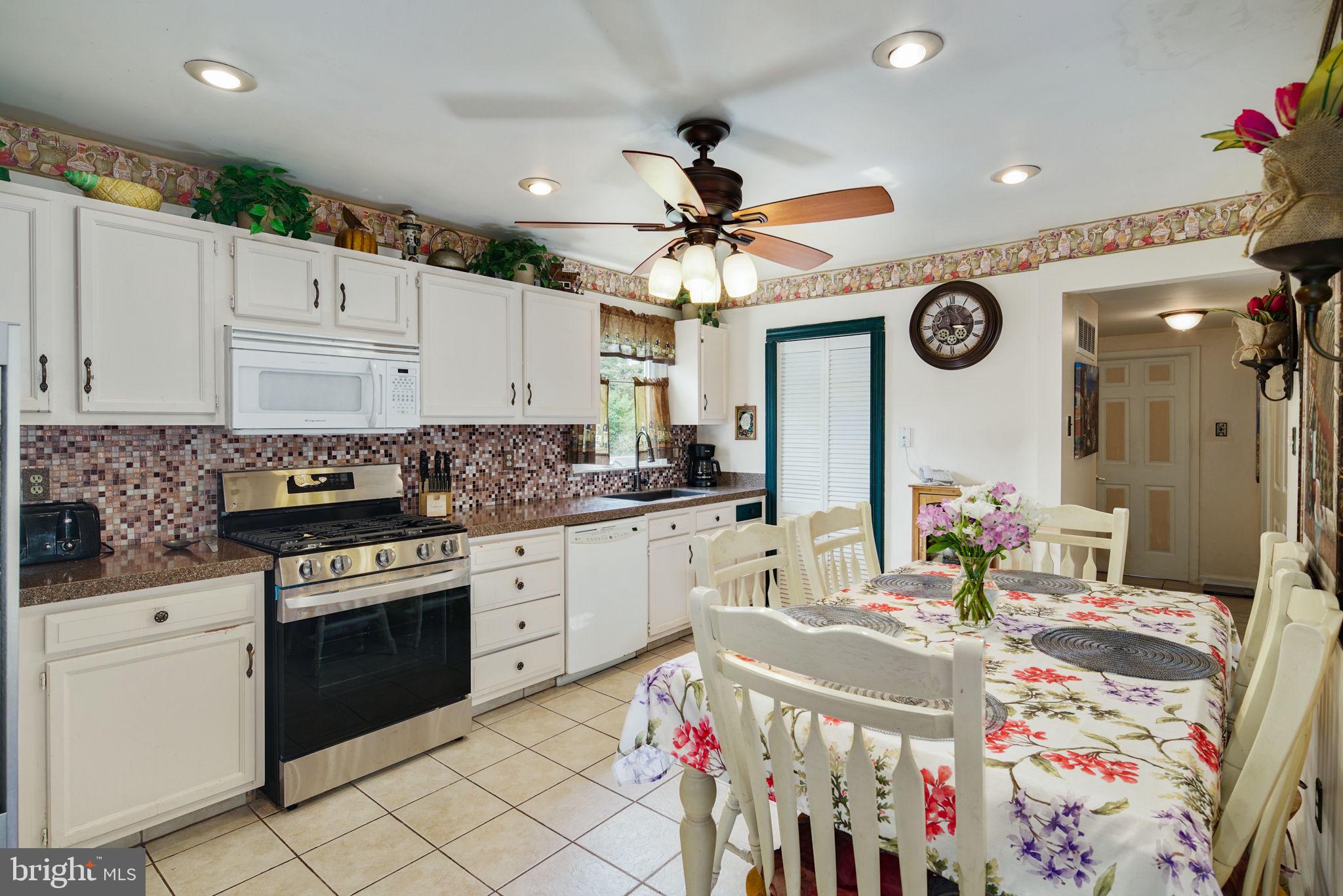 1018 Chews Landing Road Laurel Springs, NJ 08021 - Photo 9 of 29