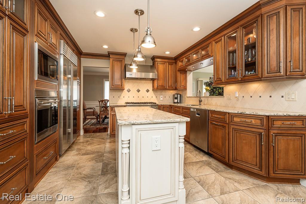 6595 Edith Court Troy, MI 48085 - Photo 14 of 59